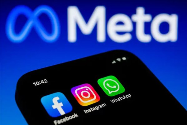 வாட்சப், இன்ஸ்டாகிராம், பேஸ்புக் பயன்படுத்த கட்டணம் – அதிர்ச்சியில் பயனர்கள்