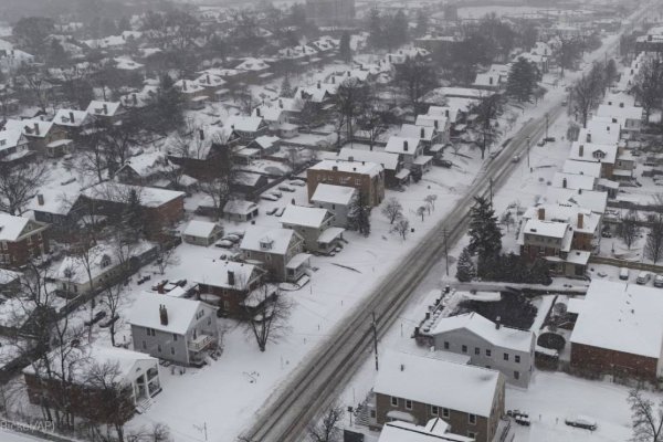 அமெரிக்காவை தாக்கும் மாபெரும் குளிர்கால புயல்